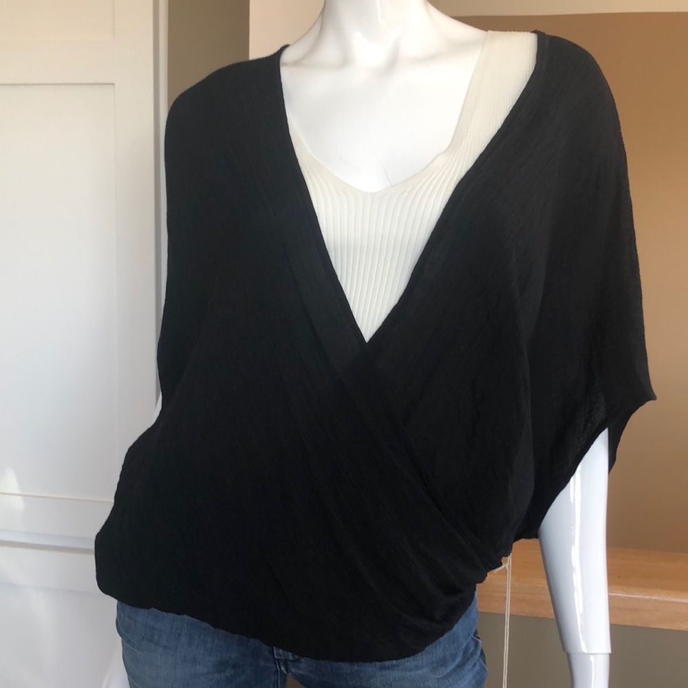 Dreamers black twist front top